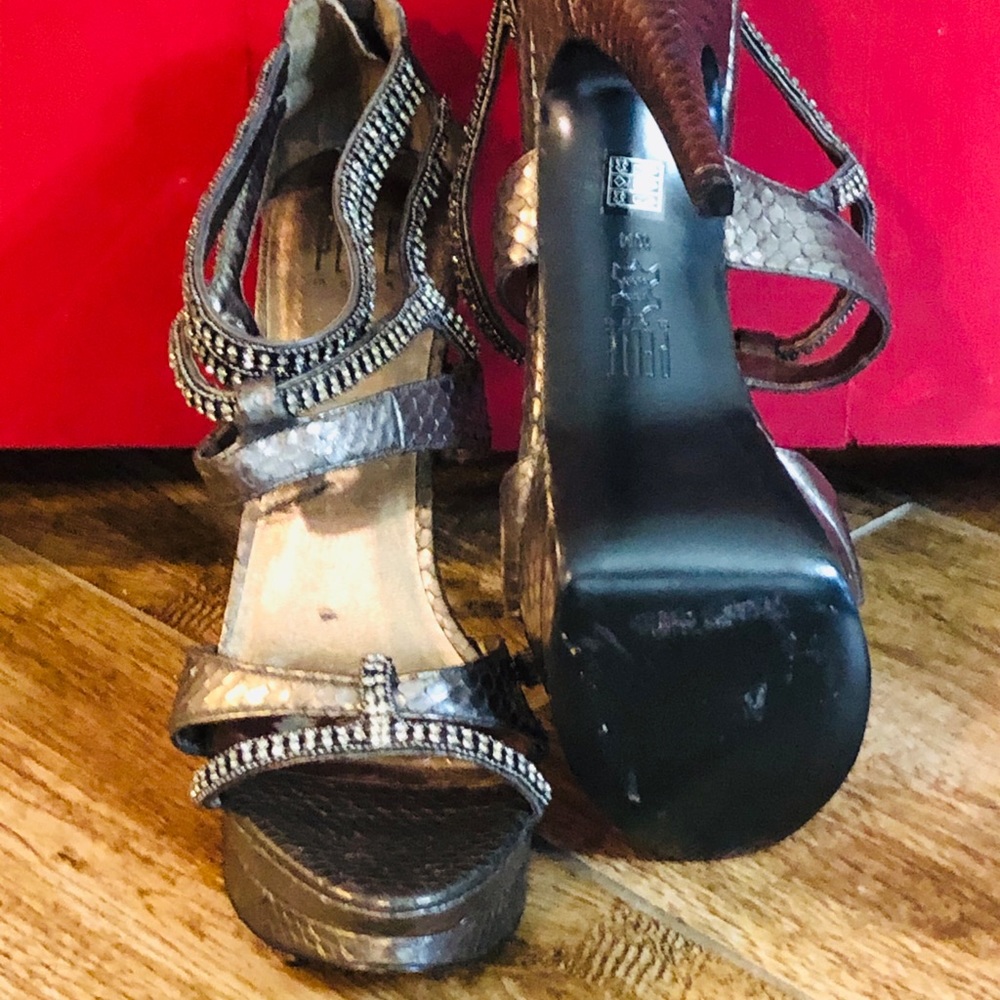 Pella Moda Strappy Snakeskin platform heels